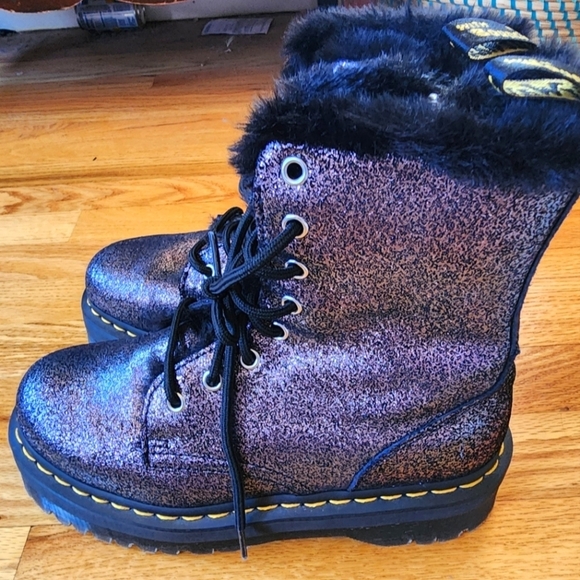 Dr Martens Jadon Boot Platform Faux Fur Lined Size 8 Gothic Grunge Metallic - Picture 1 of 10